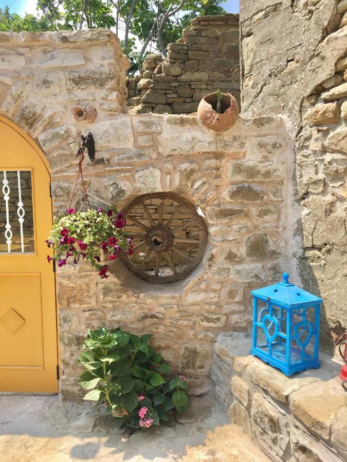 Sari Keçı Taş Otel Gokceada Exterior foto