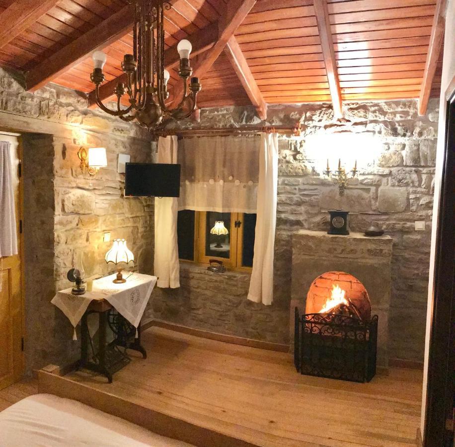 Sari Keçı Taş Otel Gokceada Exterior foto