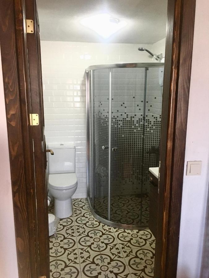 Sari Keçı Taş Otel Gokceada Exterior foto