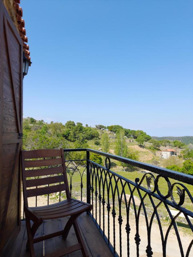 Sari Keçı Taş Otel Gokceada Exterior foto