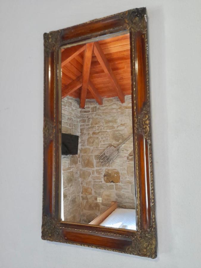 Sari Keçı Taş Otel Gokceada Exterior foto